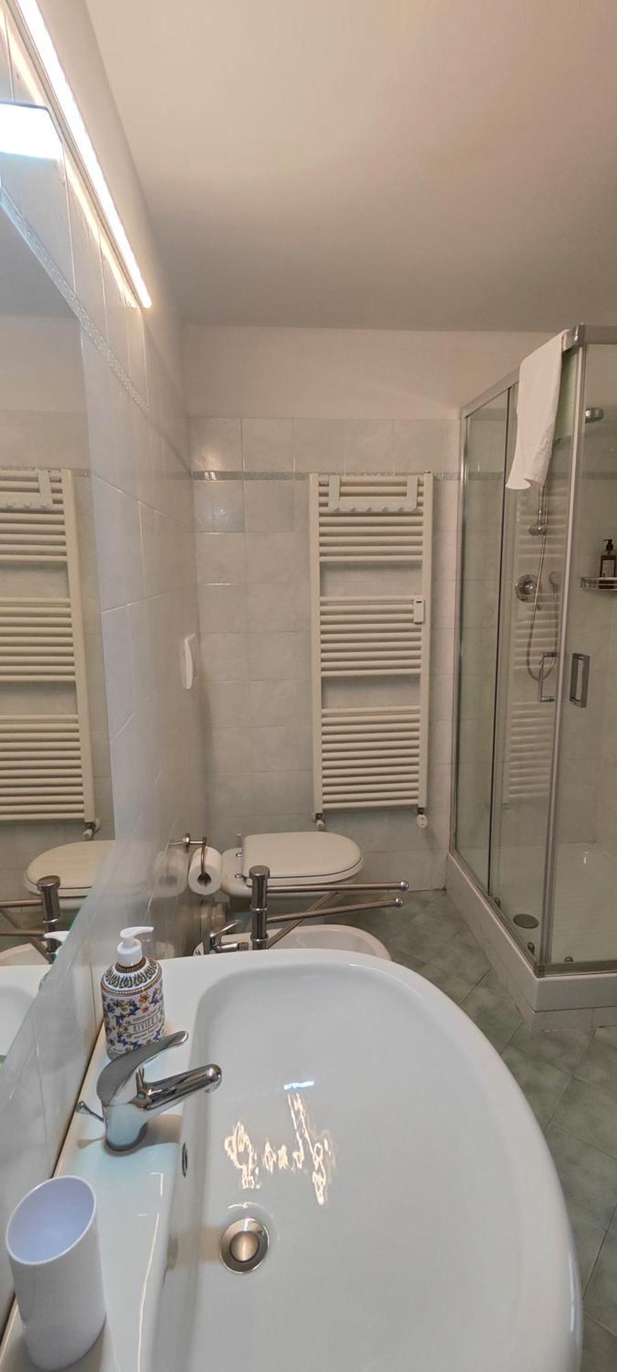 Gemme Fiorentine Apartments In Front Of The Train Station 5 Minutes From The Centre Free Parking فلورنس المظهر الخارجي الصورة